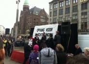 vrouwen-tegen-uitzetting_actie-dam_14-03-2012-2